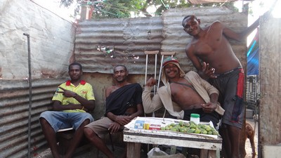 Papouasie Nouvelle Guinée stand dans la rue